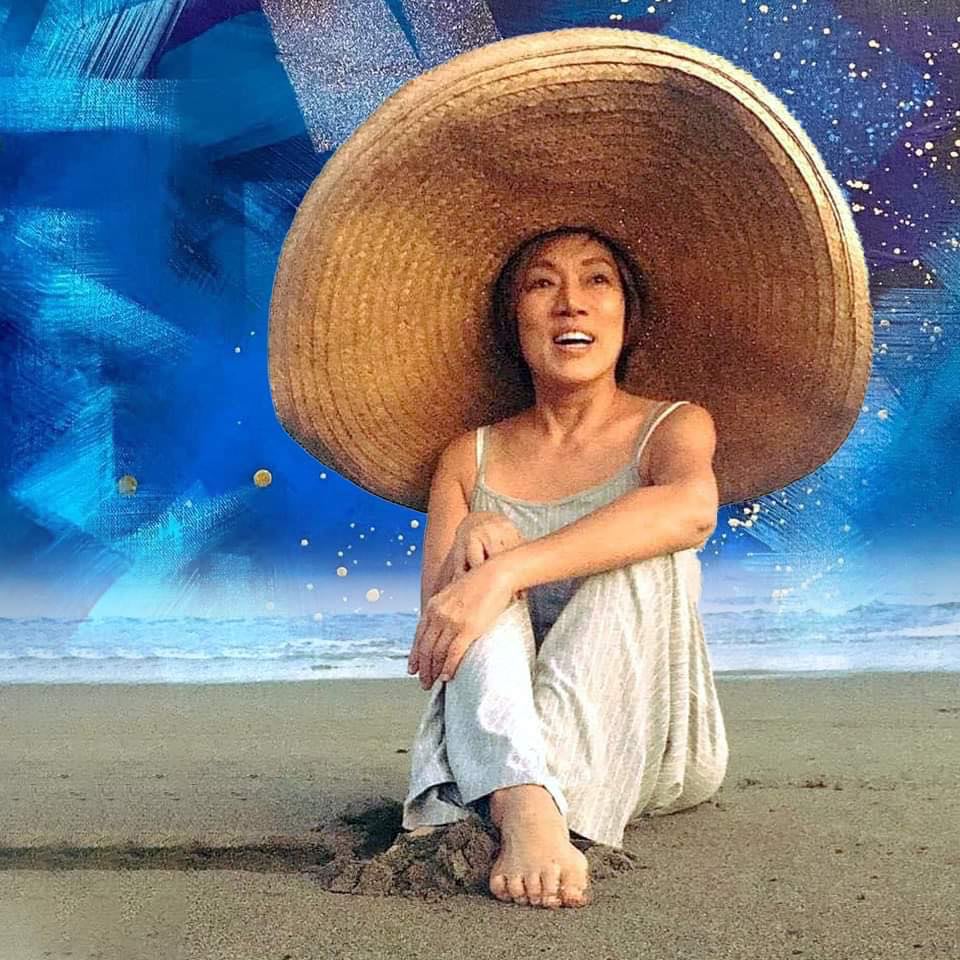 Portrait of artist Michi Calica